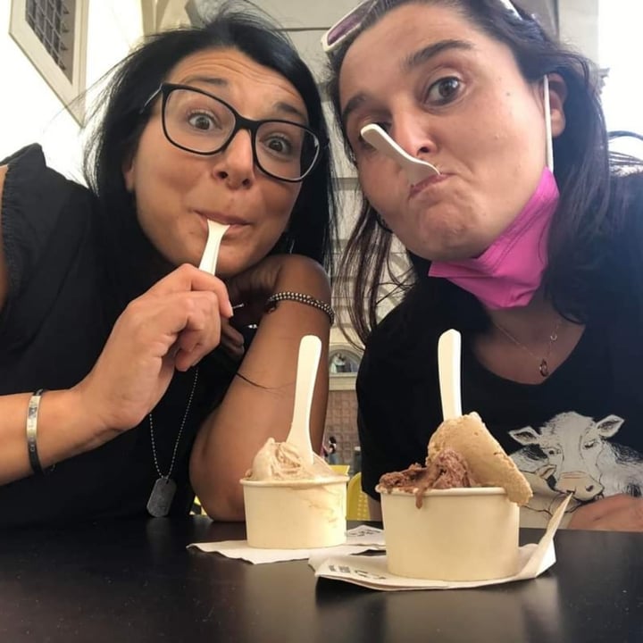 photo of Cortese Café 900 Gelato shared by @wandavetveg on  28 Sep 2021 - review