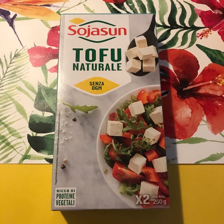 photo of Sojasun Tofu al naturale shared by @blinkina182 on  30 Jul 2022 - review