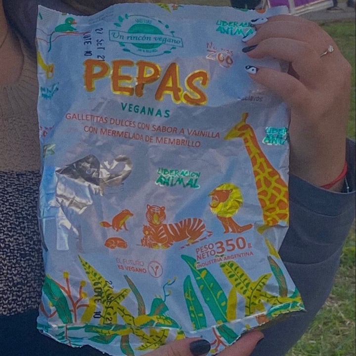 photo of Un Rincón Vegano Pepas Galletitas Dulces con Sabor a Vainilla con Mermelada de Membrillo shared by @bescalante on  20 May 2021 - review