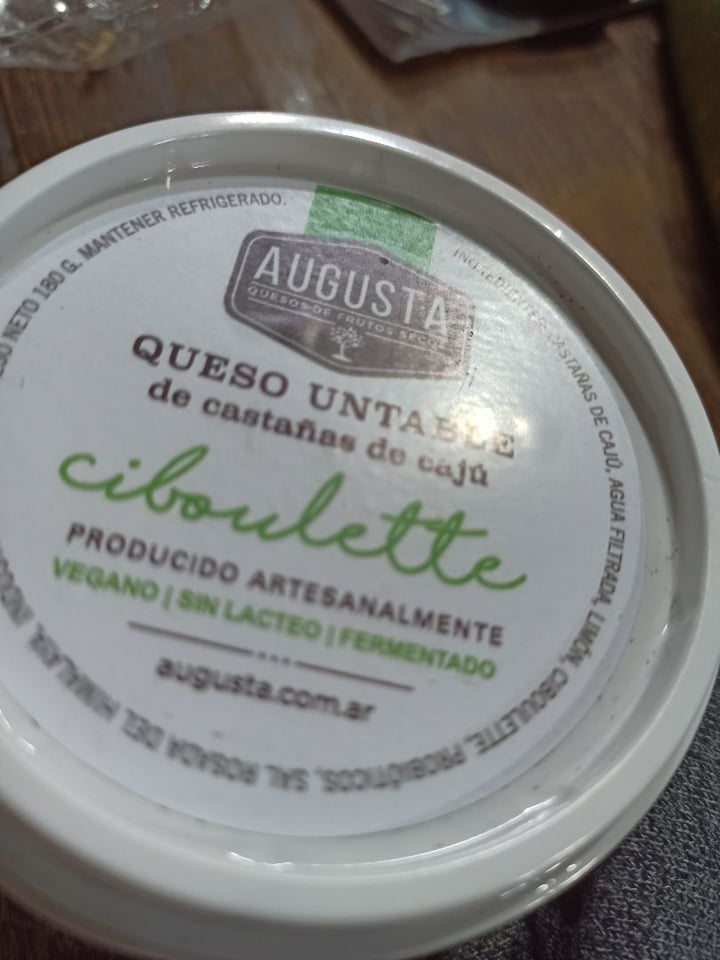 photo of GOPAL Orgánico & Natural Queso untable shared by @luzcee on  29 Mar 2020 - review