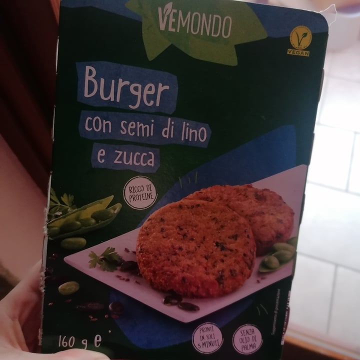 photo of Vemondo  burger con semi di lino e zucca shared by @chiara-5 on  21 Dec 2022 - review