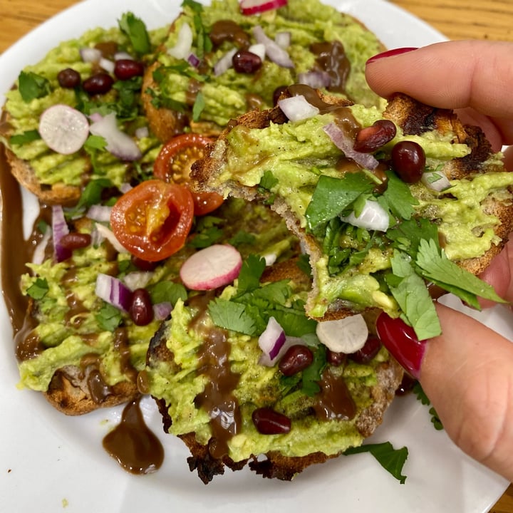 review photo of Cloud Cakes Avocado Toast shared by @lanastweet on 09 Sep 2022 - review