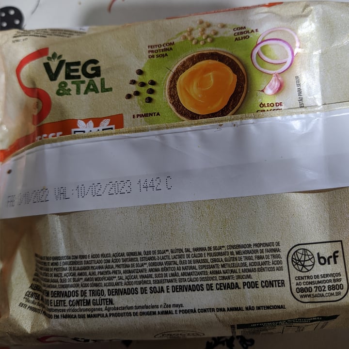 review photo of Sadia Veg Cheddar Burguer shared by @imsbruna on 04 Dec 2022 - review