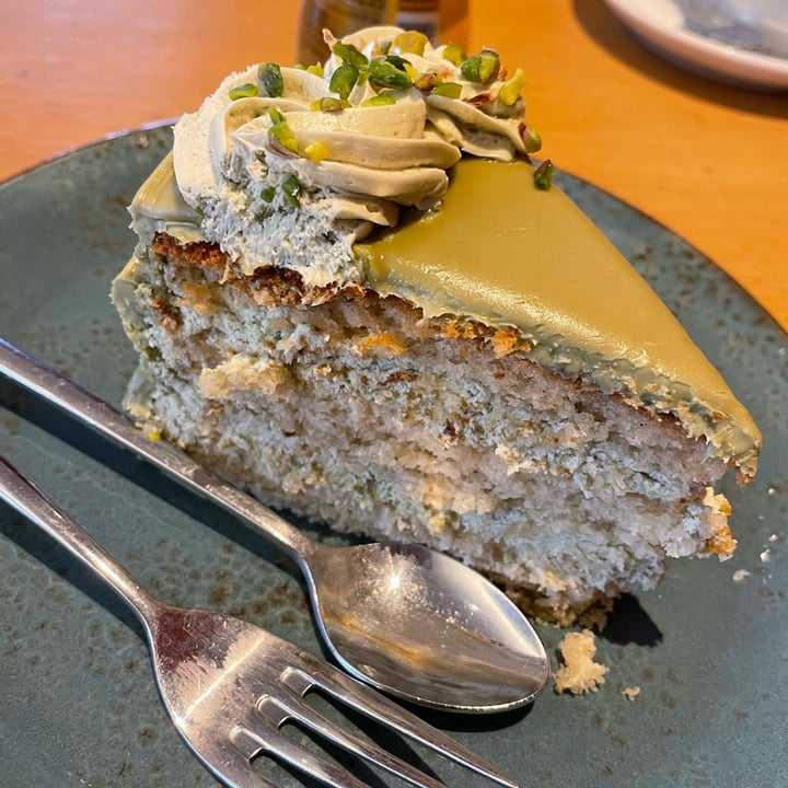 photo of Gelateria Snoopy Torta Vegana Al Pistacchio shared by @emmuzz on  13 Mar 2022 - review