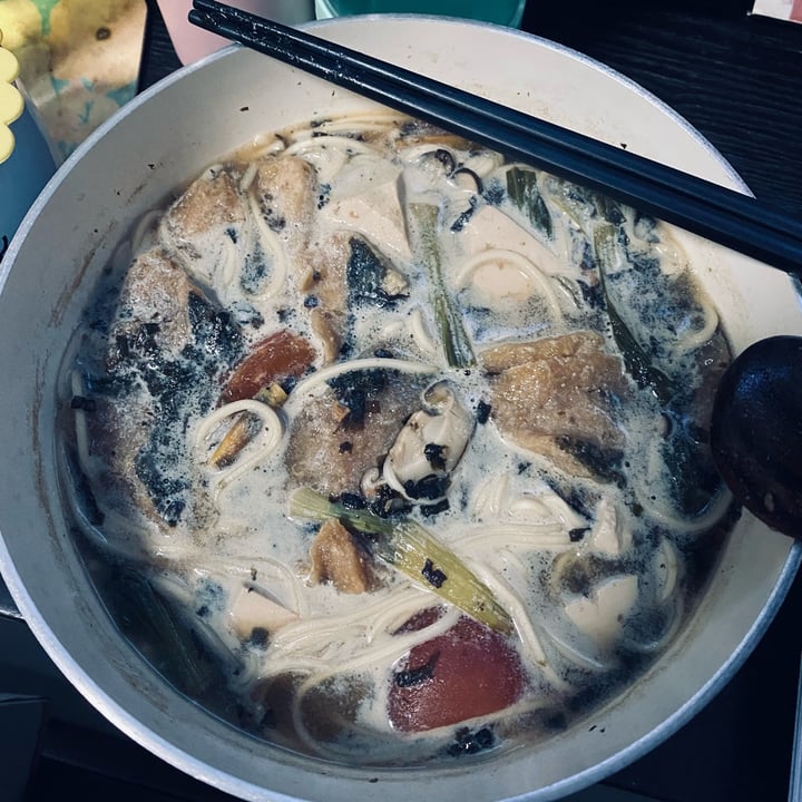 photo of Makan Vegan Geylang Fish soup ramen shared by @mags21 on  11 Jul 2022 - review