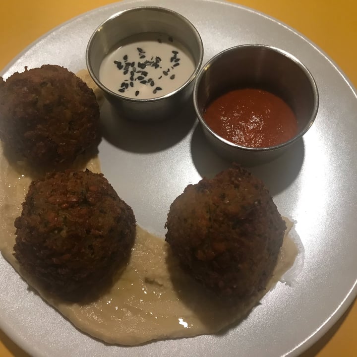photo of Interno TRE Falafel Di Ceci shared by @miky2022 on  06 Aug 2022 - review