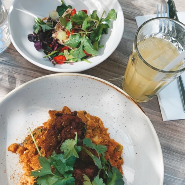 review photo of Caravan Fitzrovia Chickpea dahl with fresh coconut relish shared by @pinkbouquet on 25 Apr 2021 - review