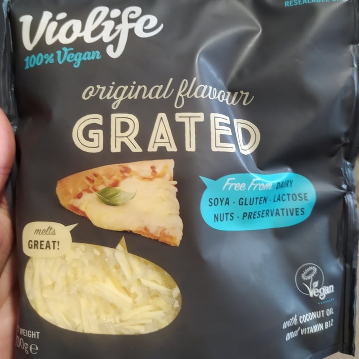 review photo of Violife Epic Mature Grated Cheddar shared by @mouxlitsa on 03 Apr 2021 - review