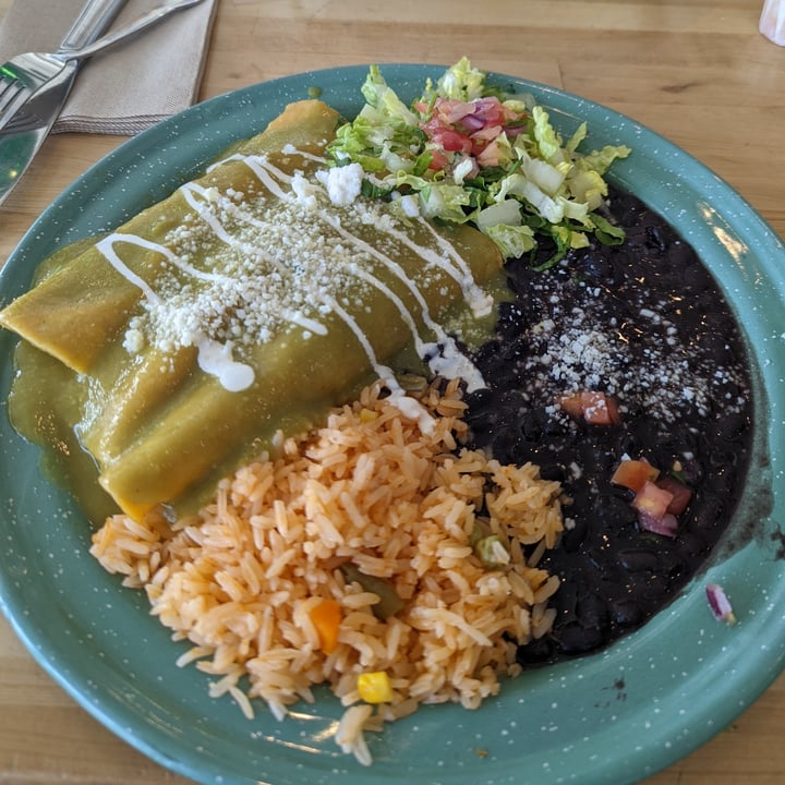 photo of Tacotarian Enchiladas shared by @motorcitypanda on  22 Feb 2022 - review