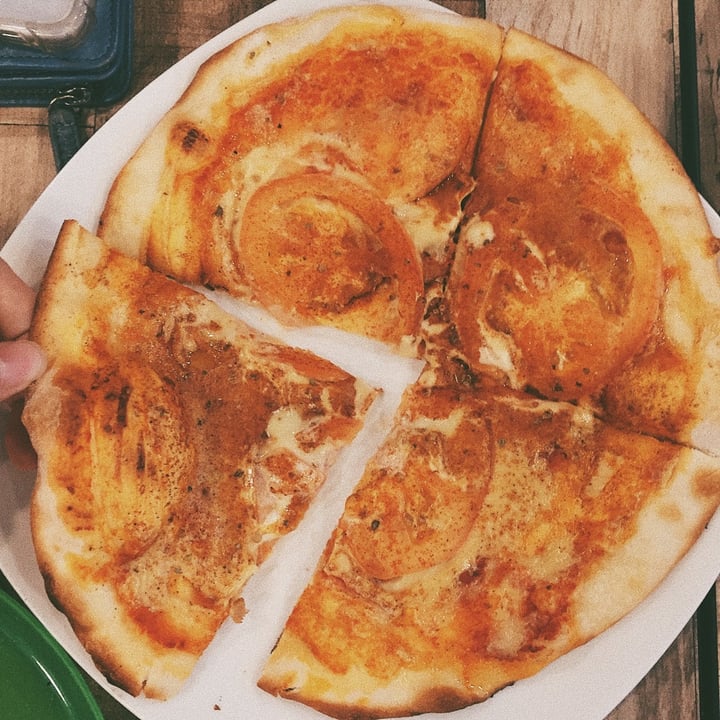 review photo of WellSmoocht Neopolitan PIzza shared by @arinng on 30 Apr 2020 - review