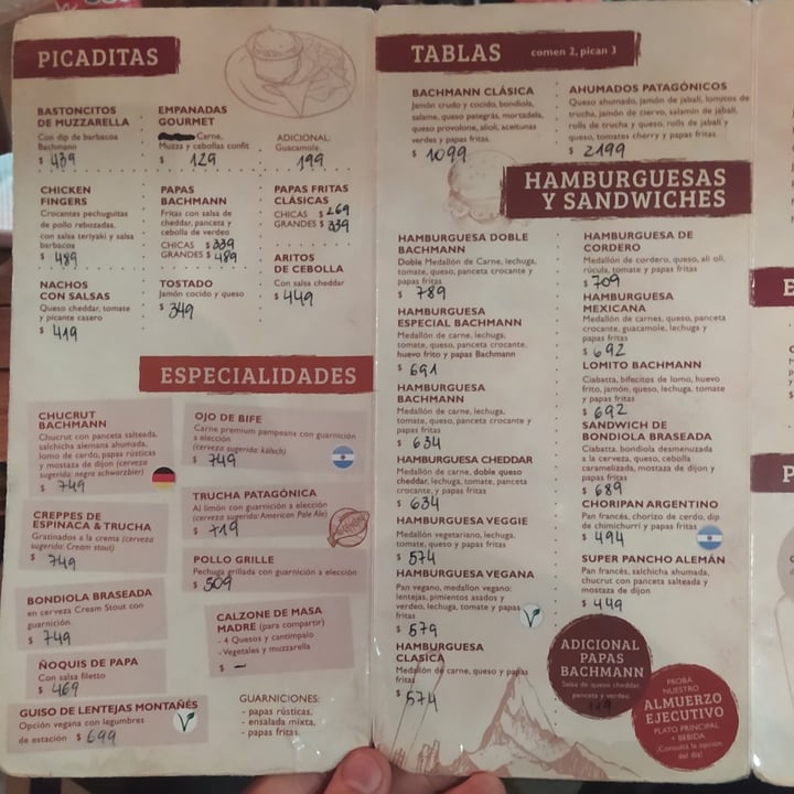 photo of Cervecería Bachmann Hamburguesa vegana shared by @emanuelo on  23 Jul 2021 - review