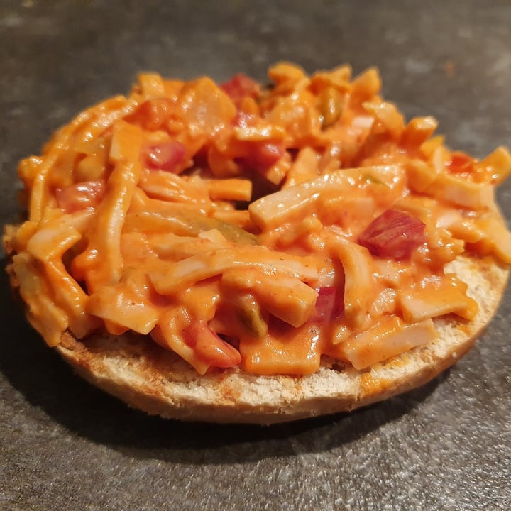 photo of Vemondo veganer Salat nach Budapester Art mit Paprika shared by @alper on  25 Sep 2022 - review