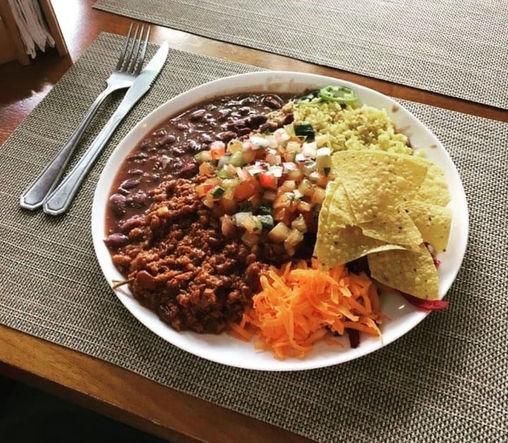 review photo of Maluhia Restaurante Vegetariano Mexicano Vegan shared by @hugovegaman on 01 Apr 2020 - review