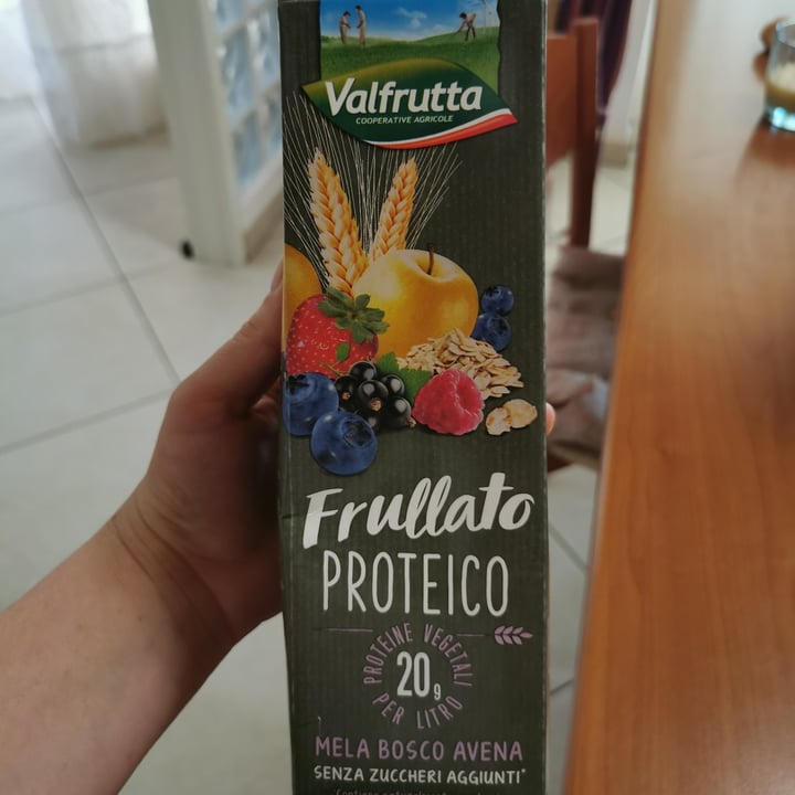 photo of Valfrutta Frullato Proteico Mela Bosco Avena shared by @ilabar on  04 Jun 2022 - review