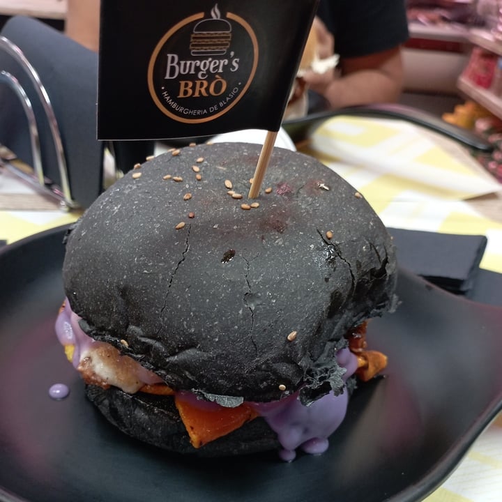 review photo of Burger's bro' il conte Dracula shared by @manu97 on 22 Oct 2022 - review