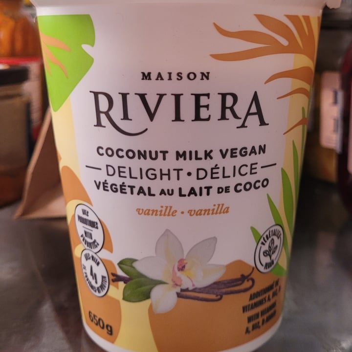 photo of Maison Riviera Coconut milk vegan vanilla yogurt shared by @veganinvictoriabc on  13 Jun 2021 - review