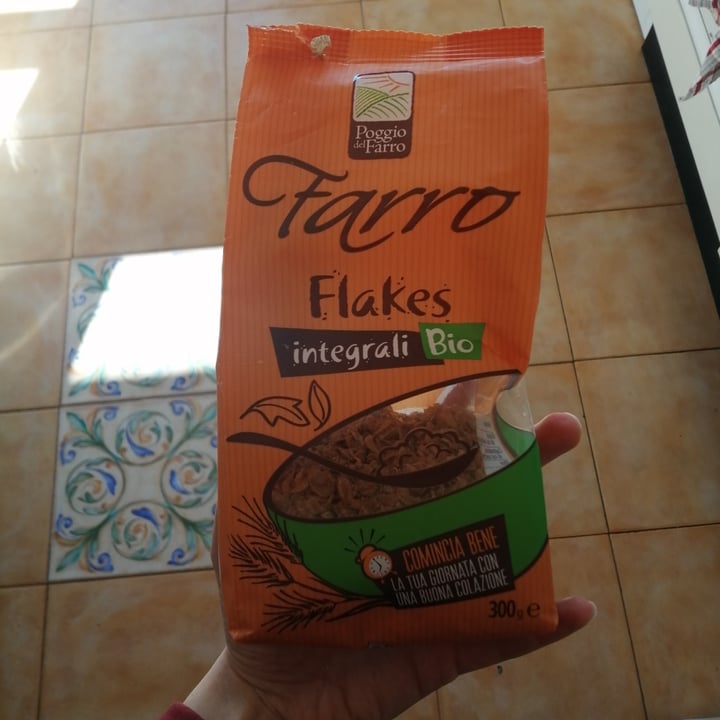 photo of Poggio del farro Farro Flakes Integrali Bio shared by @cristianac on  04 Mar 2022 - review