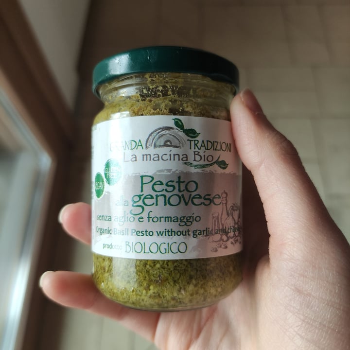 review photo of La macina bio Pesto Genovese shared by @lindalazza97 on 18 Feb 2022 - review
