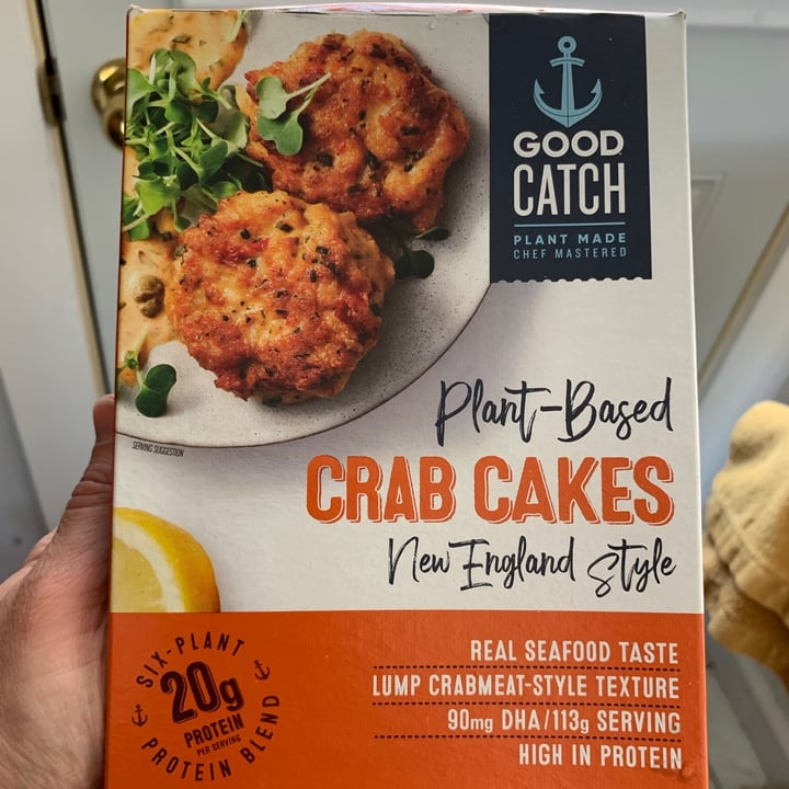 photo of Good Catch Plant-Based Crab Cakes New England Style shared by @allhess on  06 Mar 2021 - review