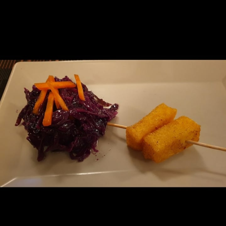 photo of GingerGi Veggie-Pop restaurant Cavoli in saor con anacardi e polentina fritta shared by @irenedimita on  31 Mar 2022 - review