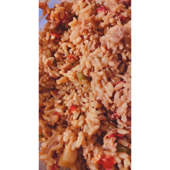 review photo of Loma Linda Hawaiian bowl with pineapple and brown rice shared by @amsvfrazier90 on 10 Aug 2021 - review