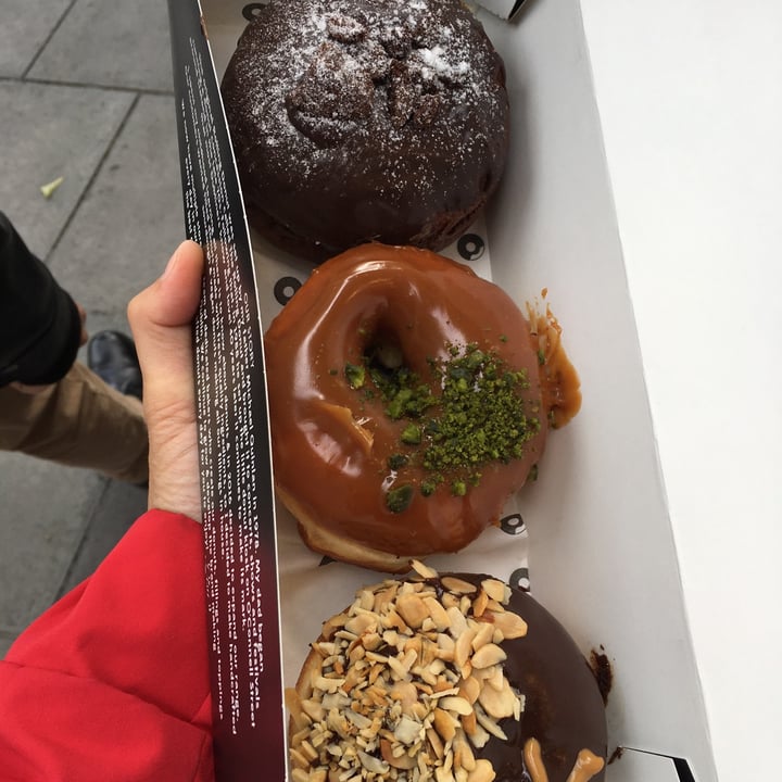 photo of The Rolling Donut Vegan trio - 3x Vegan doughnuts Of Your Choice shared by @infinitelove on  02 Jan 2021 - review