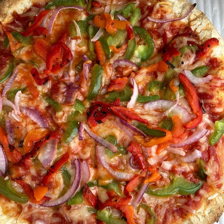 photo of Pizza Pizza Vegan Pizza shared by @happyhorse on  03 Jul 2021 - review