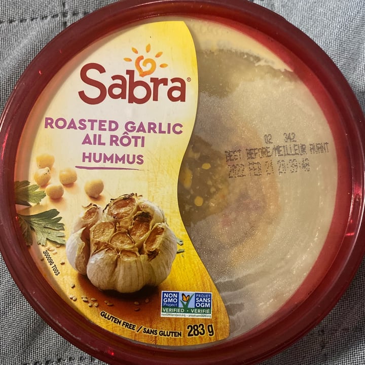 review photo of Sabra Roasted Garlic Hummus shared by @egoistheenemy on 17 Jan 2022 - review