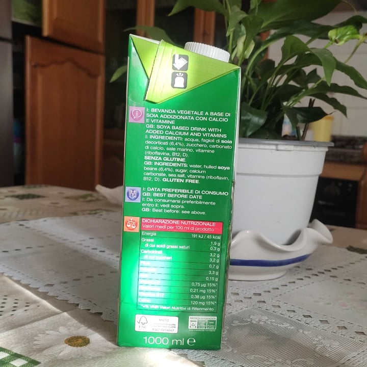 photo of Vivo Meglio Soya Drink shared by @michelapisapia on  15 Jan 2022 - review