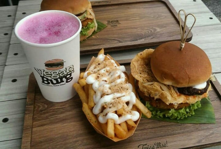 photo of VeganBurg Singapore Rasa Sayang Burger shared by @fourdollars on  01 Aug 2019 - review