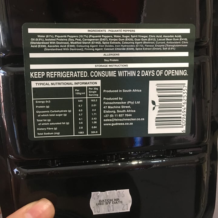 review photo of Gudness Plant-Based Deli Gudness Picante Peppers Cold Cut Sandwich Slices shared by @veggiestephie on 28 Dec 2020 - review