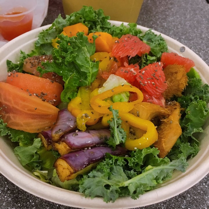 review photo of gomama Gomama Salad bowl, Herbal Noodles, Gomama Bello burger shared by @peanuts622 on 06 Oct 2019 - review