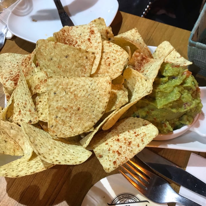 photo of Rincón de Alba Nachos con guacamole shared by @laumarono on  29 Jan 2021 - review