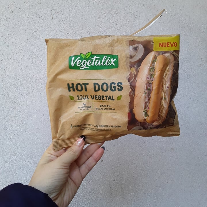 photo of Vegetalex Hot dogs 100% Vegetal shared by @marialhera on  05 Aug 2022 - review