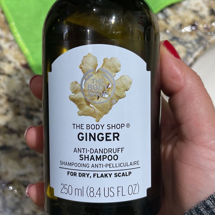 photo of The Body Shop Ginger anti-dandruff shampoo shared by @stelamedm on  16 Jun 2022 - review