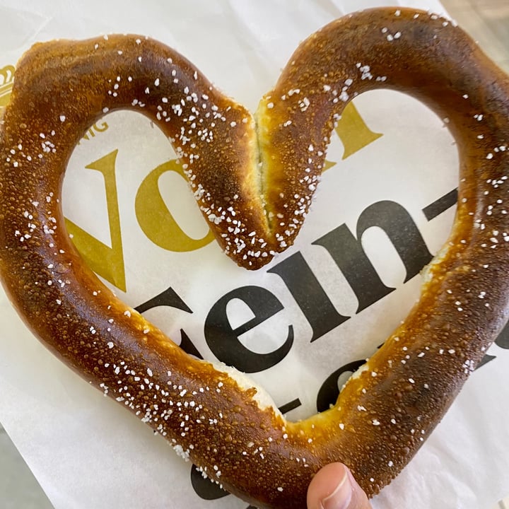 review photo of Bretzelkoenig Mini bretzel shared by @tofubae on 09 Jun 2021 - review
