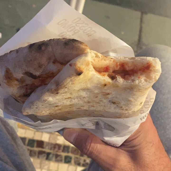 review photo of Rosso pomodoro Pizza rossa shared by @fraskavegan on 05 Oct 2022 - review