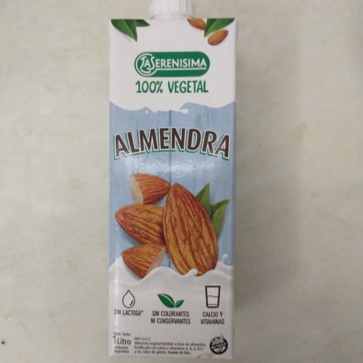 photo of La Serenísima Leche de Almendras Vegetal shared by @daianagonzalez on  08 May 2021 - review