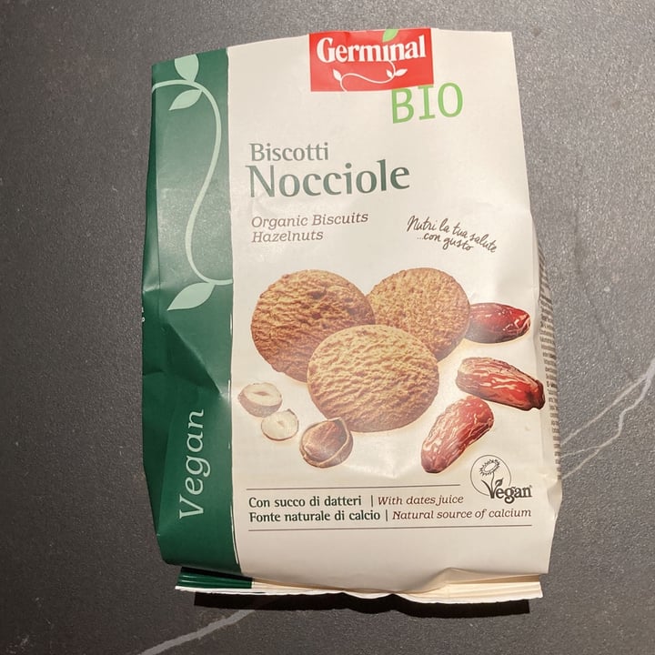 photo of Germinal Bio Biscotti Nocciole Con Succo Di Datteri shared by @aleccisof on  11 Jul 2022 - review