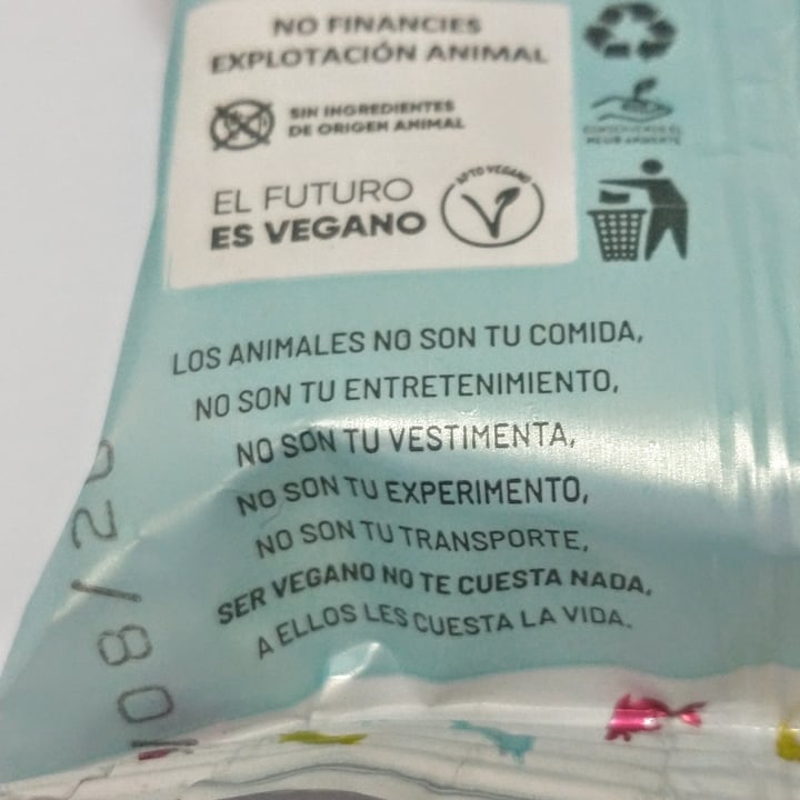 review photo of Un Rincón Vegano Alfajor Chocolate Blanco shared by @ma-ga on 24 Nov 2020 - review