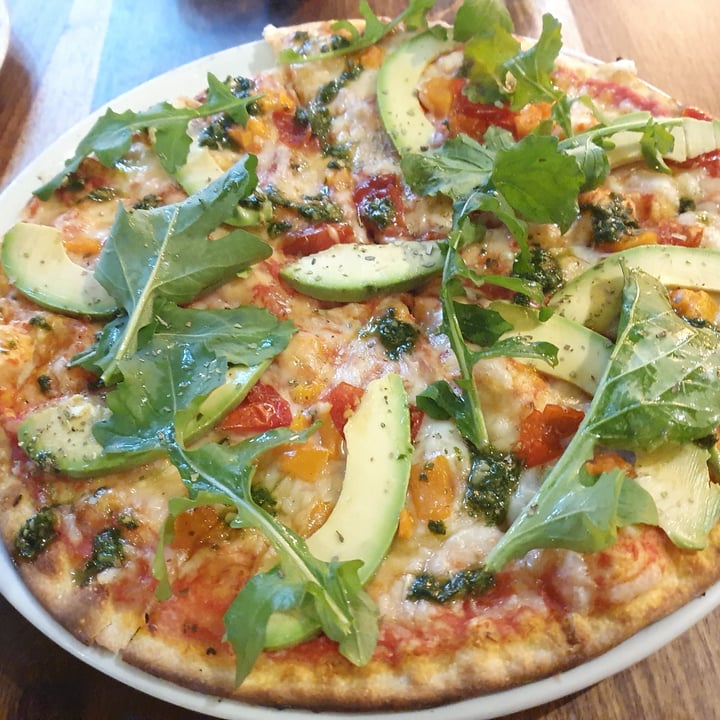 photo of Lupa Osteria Design Quarter Yoga Bunny Pizza shared by @hazelw on  16 Jun 2021 - review