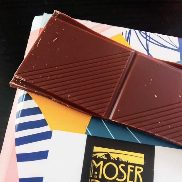 review photo of ALDI Moser Roth Vegan Classic Chocolate shared by @silviamouse on 21 Dec 2021 - review