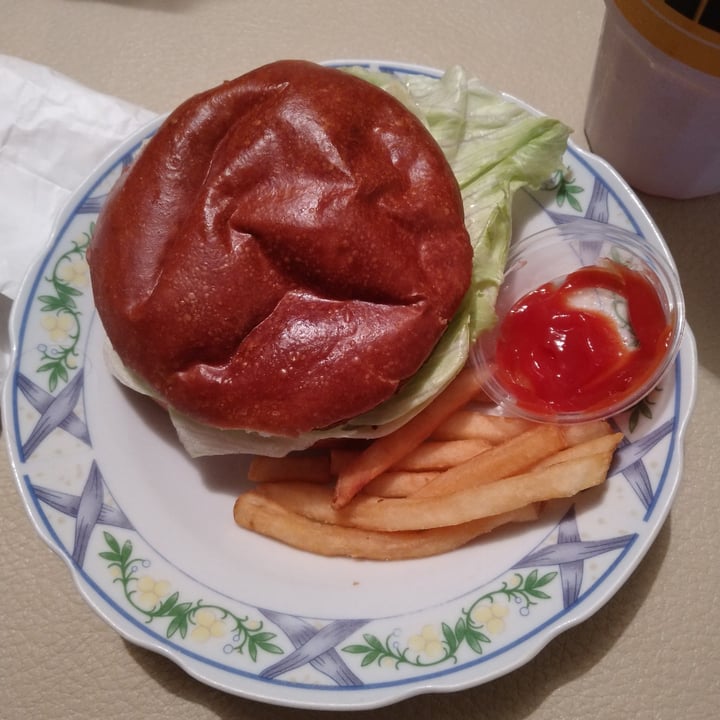 photo of CARL'S JR. Veggie star shared by @paulana on  11 Jul 2021 - review