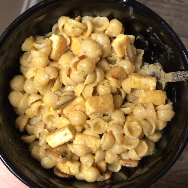 photo of Annie’s Organic Vegan Mac – Shells With Creamy Sauce shared by @jleeanne17 on  02 Oct 2019 - review