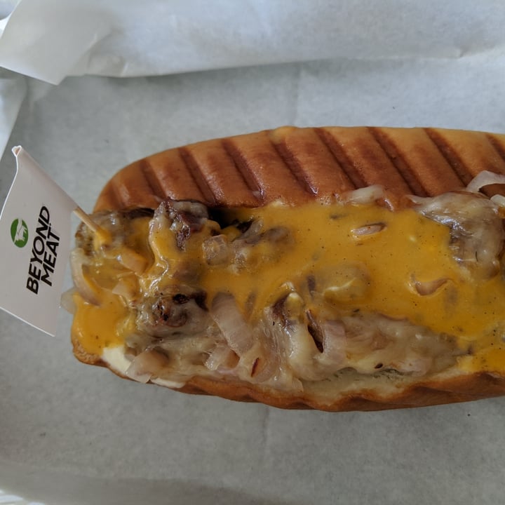 photo of Veggie Dojo Vegan Cheesesteak shared by @hkveggie on  25 Jul 2020 - review