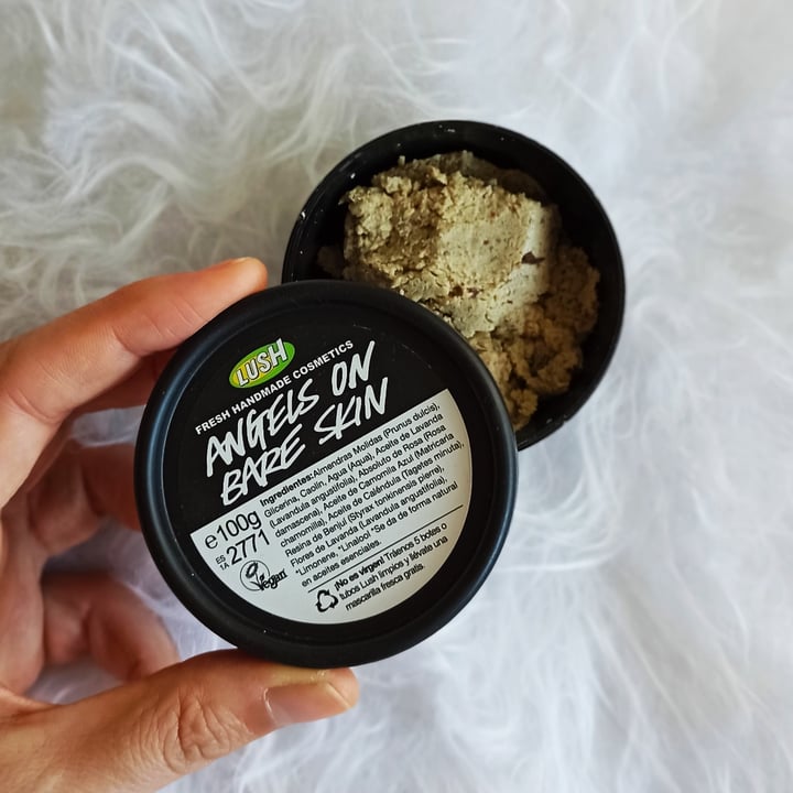 photo of LUSH Fresh Handmade Cosmetics Angels on Bare Skin shared by @enclaveveggie on  12 Nov 2020 - review