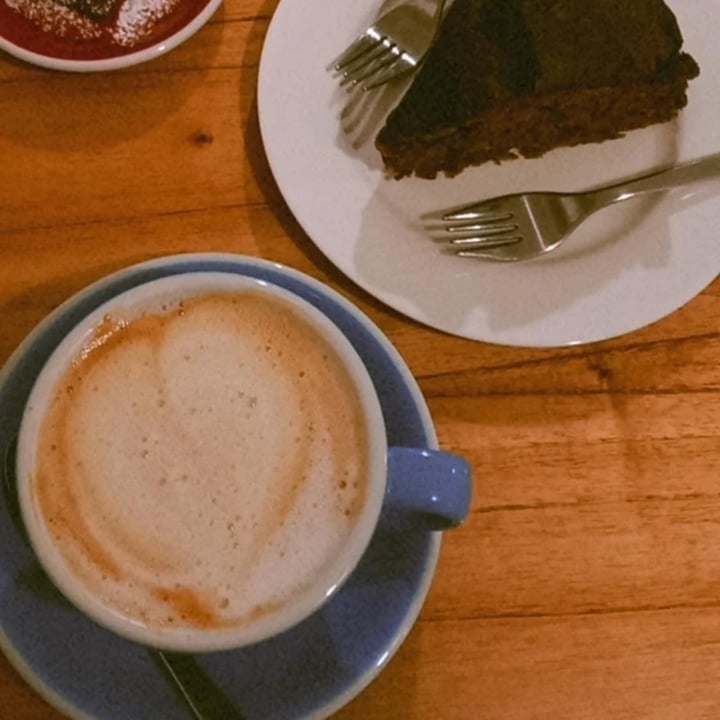 photo of Nat Sabores Dulces Latte Con Leche Vegetal Y Budín De Zapallo shared by @marianaespinosa on  20 May 2022 - review