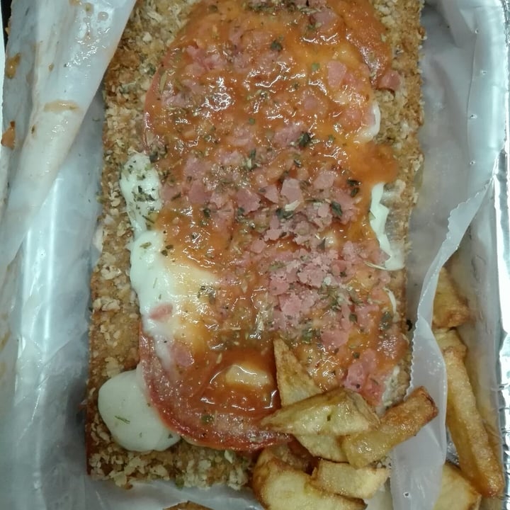 photo of Del país vegano vegetariano Milanesa napolitana con fritas shared by @vir725 on  21 Sep 2021 - review