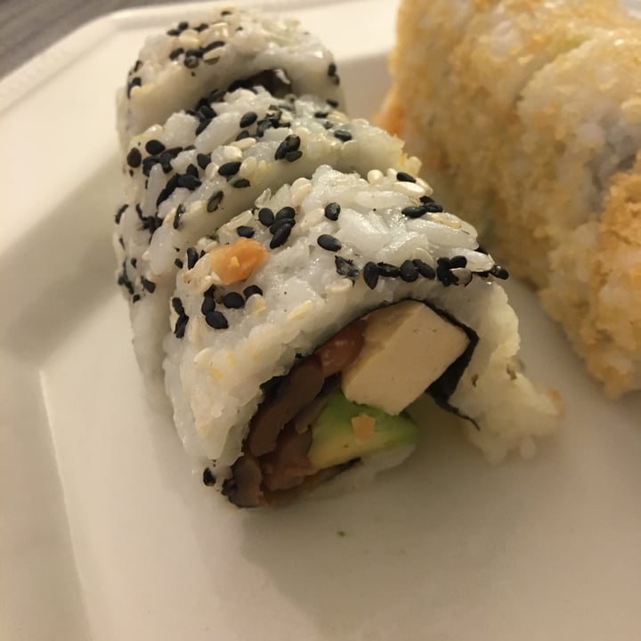 photo of The Green Roll Vegan sushi shared by @matimemes on  09 Nov 2021 - review