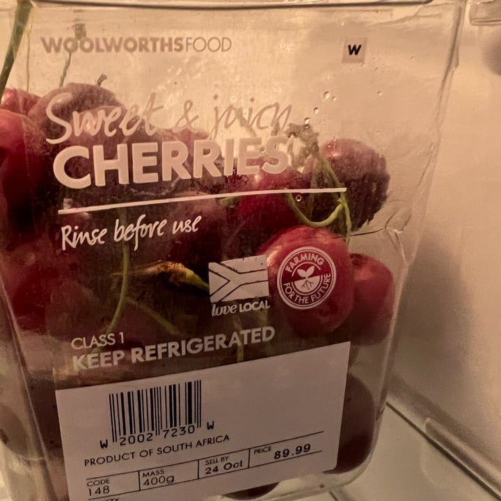 photo of Woolworths Food Cherries shared by @bianca1701 on  22 Oct 2022 - review